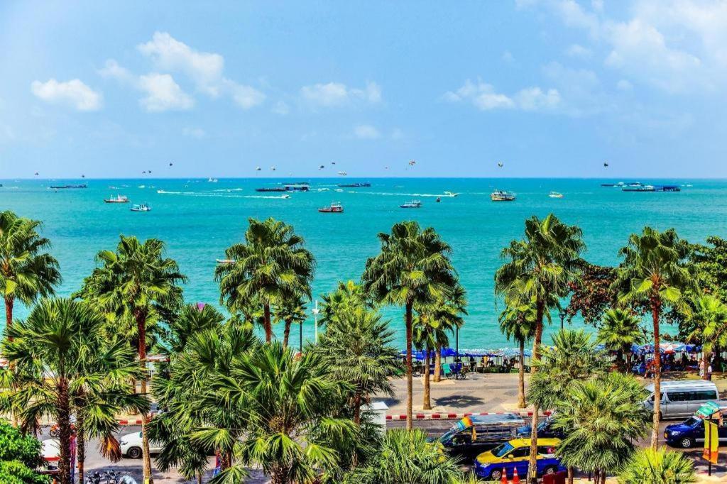Seven Zea Chic Hotel Pattaya Exterior photo