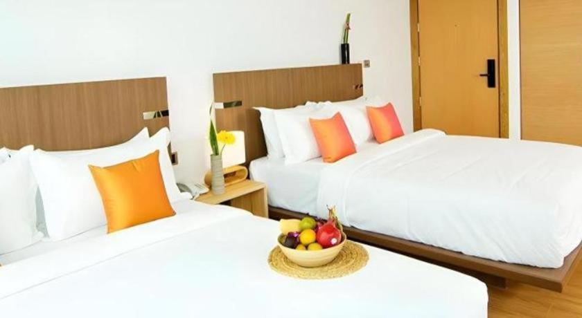 Seven Zea Chic Hotel Pattaya Exterior photo