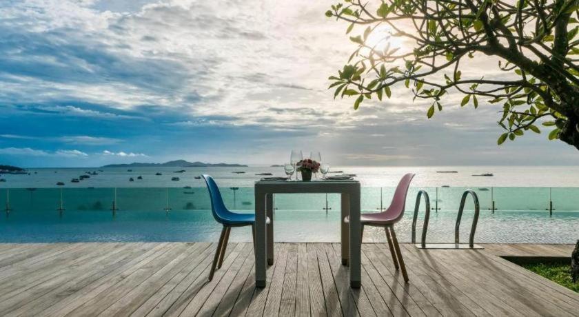 Seven Zea Chic Hotel Pattaya Exterior photo